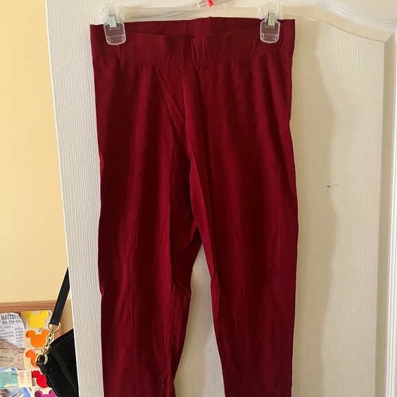 Old Navy Size small burgundy leggings - Picture 1 of 2